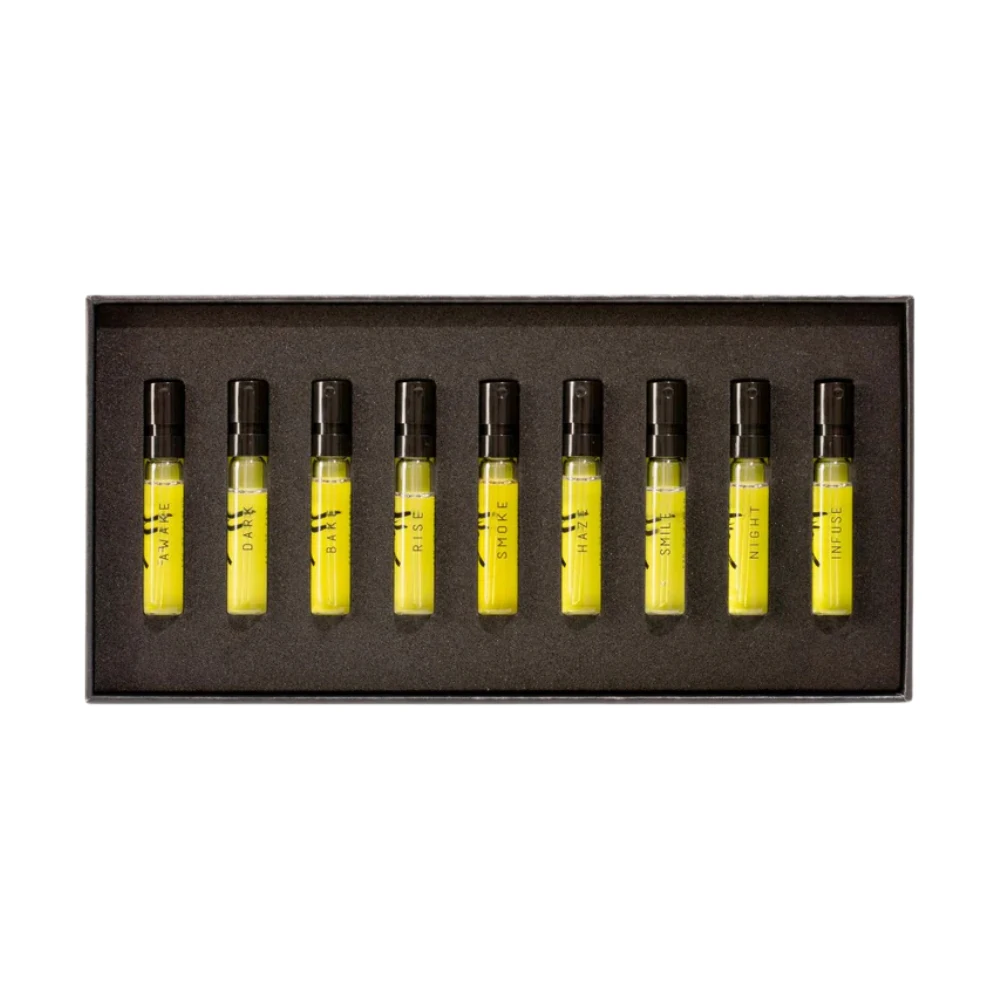 "Akro Discovery Kit 9 x 2ml – Explore 9 Bold Perfumes for Every Mood"
